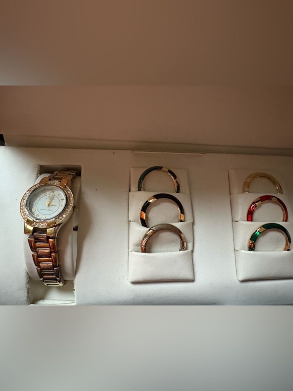 ANNE KELIN II GOLD TONE WATCH WITH 6 INTERCHANGEABLE BEZELS - Picture 2 of 4